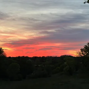 Entre Causse Et Vallon, Confort Pour 4 Personnes Dans Grange Rénovée Au Coeur De L'aveyron Salles-la-Source